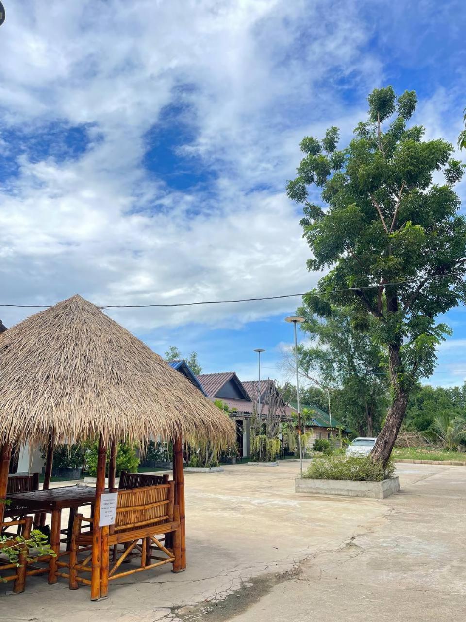 Pich Mean Bungalow Lägenhet Sihanoukville Exteriör bild